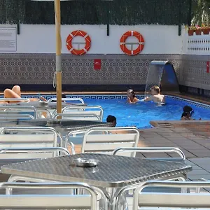 2* Aparthotel Safari